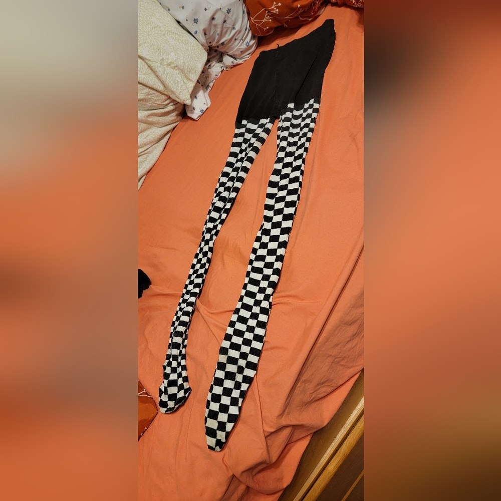 Checkered used tights